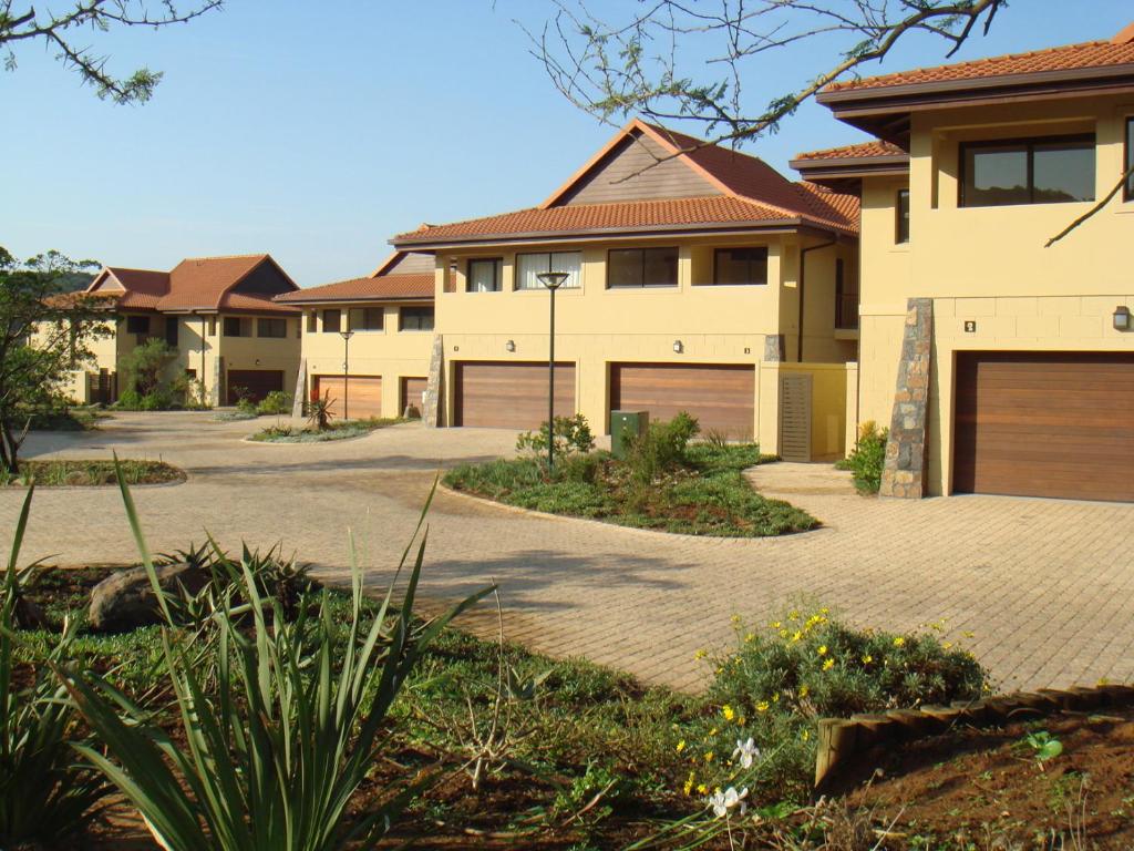 holiday houses in Ballito