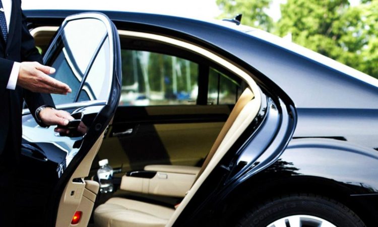 Gold Coast theme park transfers